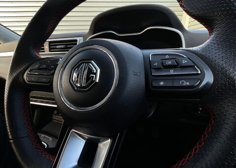 MG ZS 1.5 VTI-TECH EXCITE 22