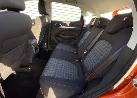 MG ZS 1.5 VTI-TECH EXCITE 17