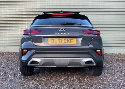 Kia Xceed 1.5 T-GDi ISG 4 17