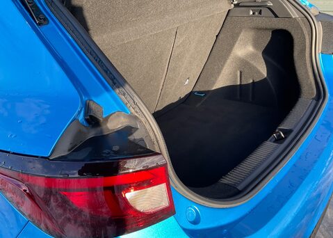 MG MG3 1.5 HYBRID+ TROPHY 10