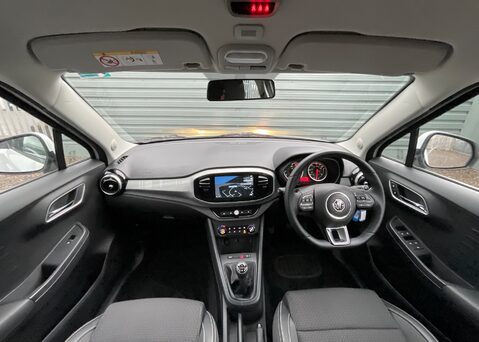 MG MG3 EXCLUSIVE NAV VTI-TECH 12