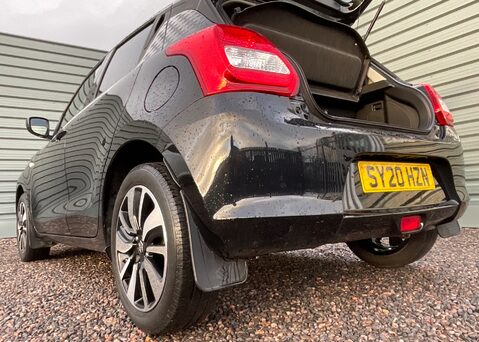 Suzuki Swift SZ-T DUALJET SHVS MHEV 21