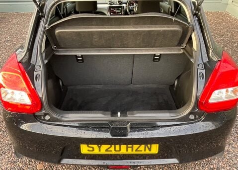 Suzuki Swift SZ-T DUALJET SHVS MHEV 19