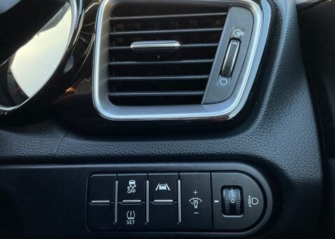 Kia Ceed 1.5 T-GDi GT-Line  20