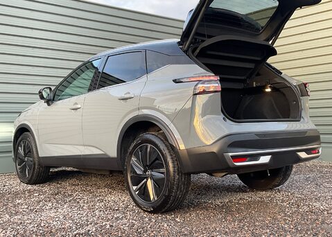 Nissan Qashqai DIG-T TEKNA 21