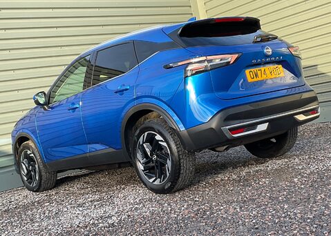 Nissan Qashqai DIG-T N-CONNECTA 10