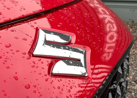 Suzuki Swift ULTRA 4