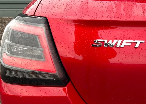 Suzuki Swift ULTRA 19