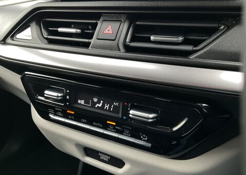 Suzuki Swift ULTRA 25