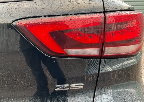 MG ZS 1.0 T-GDI EXCLUSIVE AUTO 12