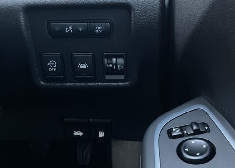 Nissan MICRA IG-T N-SPORT 26