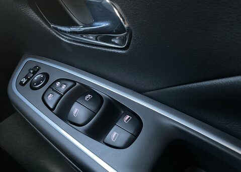 Nissan MICRA IG-T N-SPORT 25