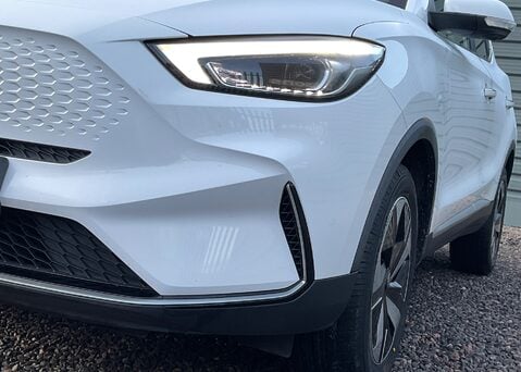 MG ZS 51kWh TROPHY 5