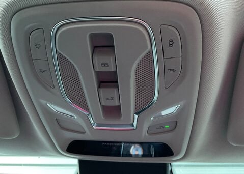 MG ZS 51kWh TROPHY 18