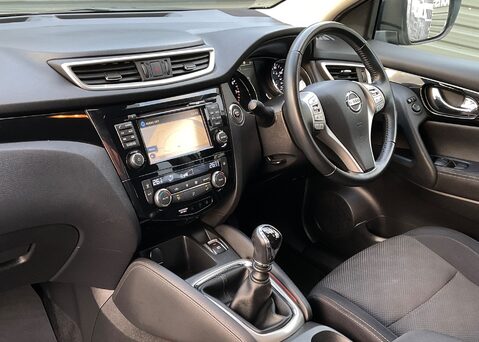 Nissan Qashqai N-CONNECTA DIG-T 14