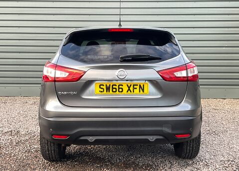 Nissan Qashqai N-CONNECTA DIG-T 6