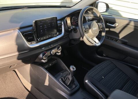 Kia Stonic '2' 1.0 T-GDi 5