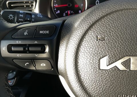 Kia Stonic '2' 1.0 T-GDi 14