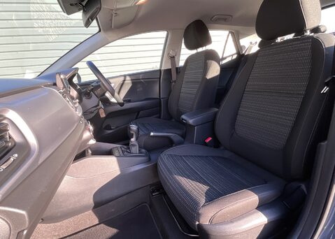 Kia Stonic '2' 1.0 T-GDi 4