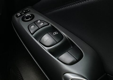 Nissan Juke N-CONNECTA 22