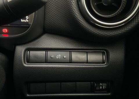 Nissan Juke N-CONNECTA 24