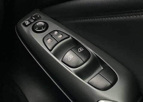 Nissan Juke N-CONNECTA 25