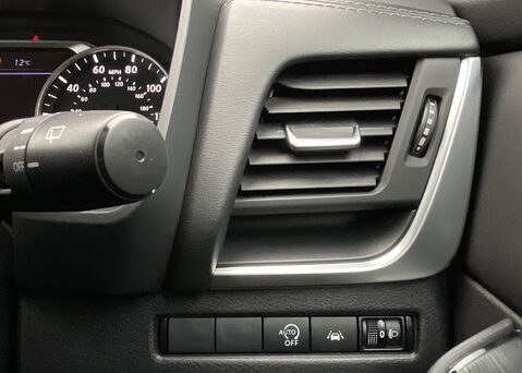 Nissan Qashqai DIG-T ACENTA PREMIUM MHEV 25