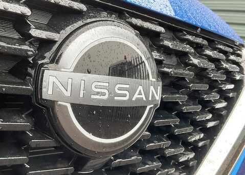 Nissan Qashqai DIG-T ACENTA PREMIUM MHEV 6