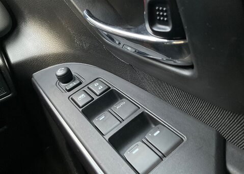 Suzuki S-Cross MOTION 25