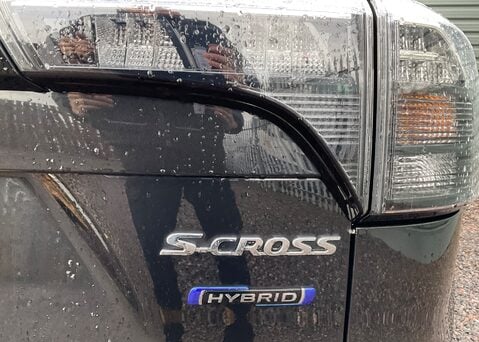 Suzuki S-Cross MOTION 12