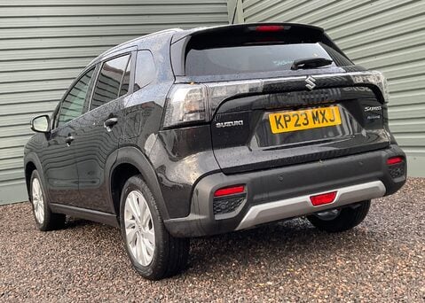 Suzuki S-Cross MOTION 8