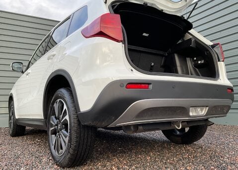 Suzuki Vitara SZ5 18