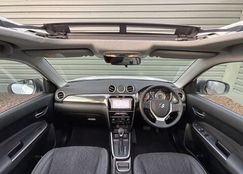 Suzuki Vitara SZ5 14