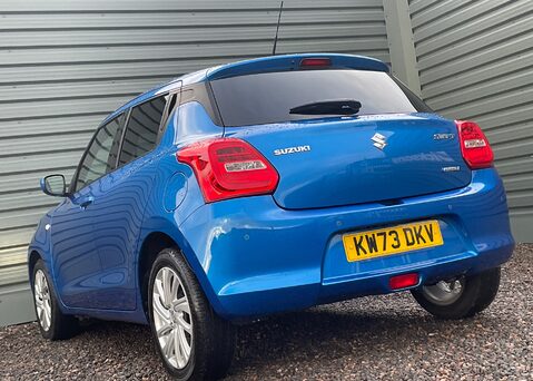 Suzuki Swift SZ-T DUALJET MHEV 10