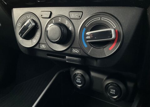 Suzuki Swift SZ-T DUALJET MHEV 21