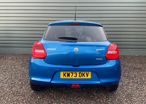 Suzuki Swift SZ-T DUALJET MHEV 9