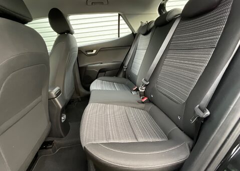 Kia Stonic 1.0 T-GDi 98 2 DCT 11