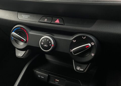 Kia Stonic 1.0 T-GDi 98 2 DCT 15