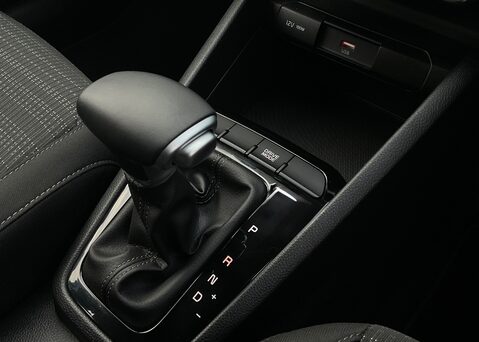 Kia Stonic 1.0 T-GDi 98 2 DCT 14