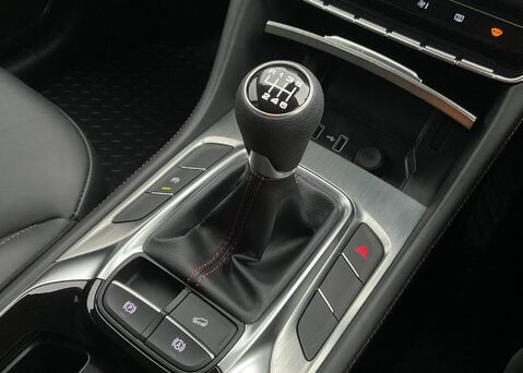 MG HS 1.5 T-GDI TROPHY 20