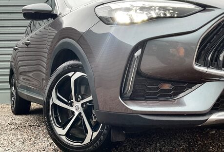 MG HS 1.5 T-GDI TROPHY