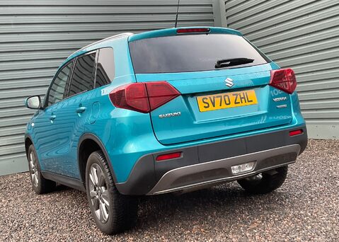 Suzuki Vitara SZ-T BOOSTERJET MHEV 10