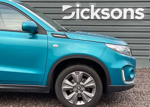 Suzuki Vitara SZ-T BOOSTERJET MHEV 5