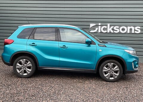 Suzuki Vitara SZ-T BOOSTERJET MHEV 8