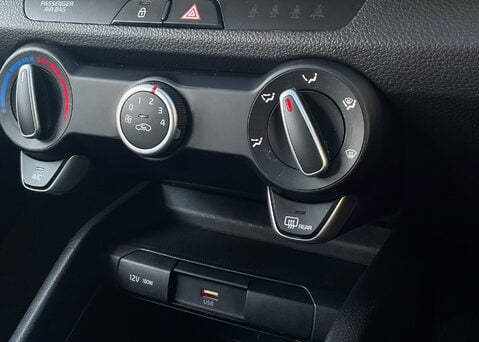 Kia Stonic 1.0 T-GDi '2' 21