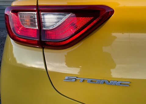 Kia Stonic 1.0 T-GDi '2' 16