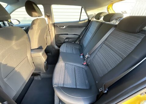 Kia Stonic 1.0 T-GDi '2' 15