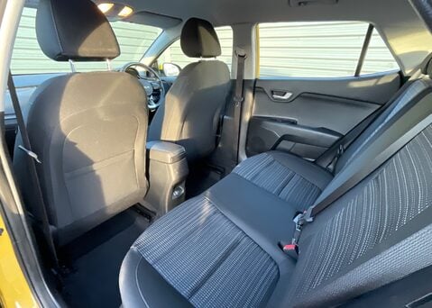 Kia Stonic 1.0 T-GDi '2' 14