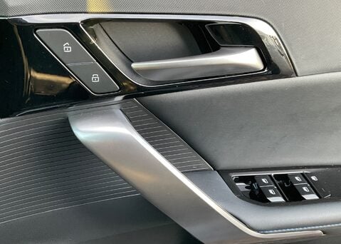 MG MG4 EV 64kWh TROPHY 27