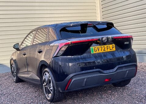 MG MG4 EV 64kWh TROPHY 17